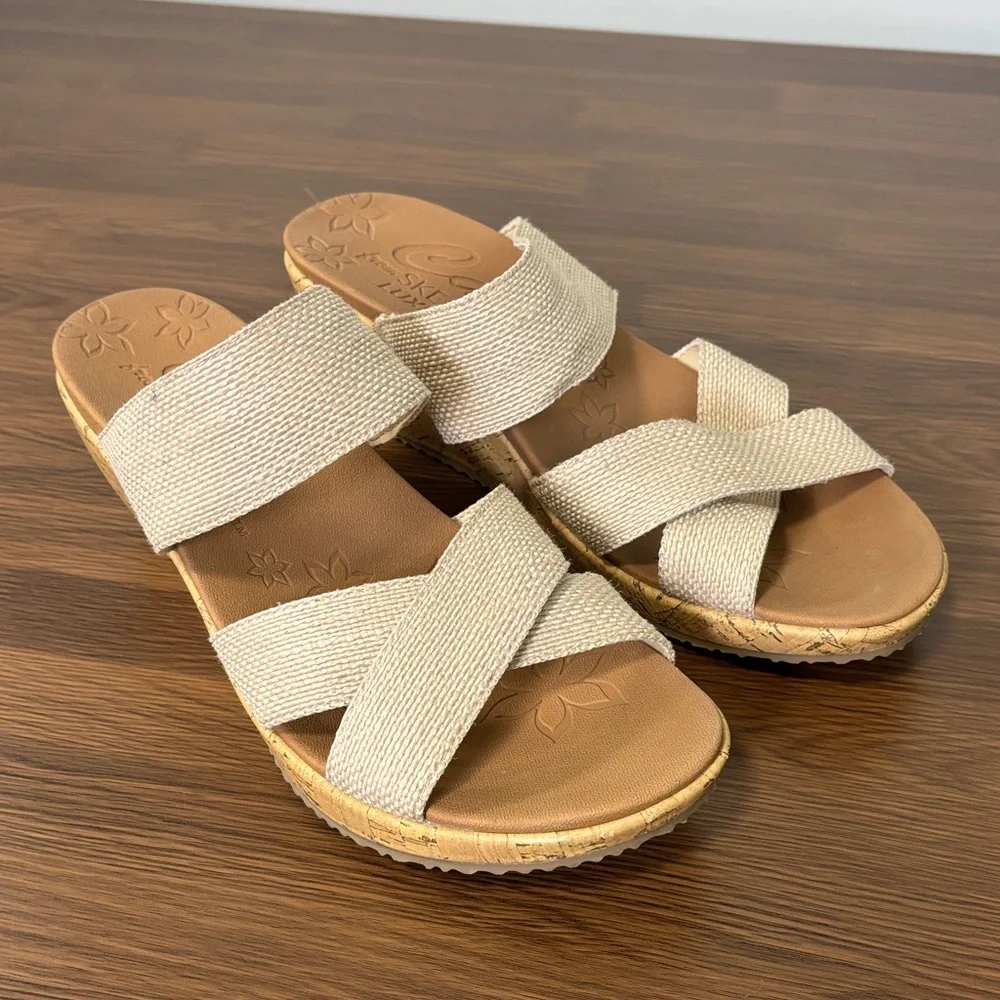 Skechers Cali Women's Tan Sandals Cork‎ Wedge Sz 10 EUC